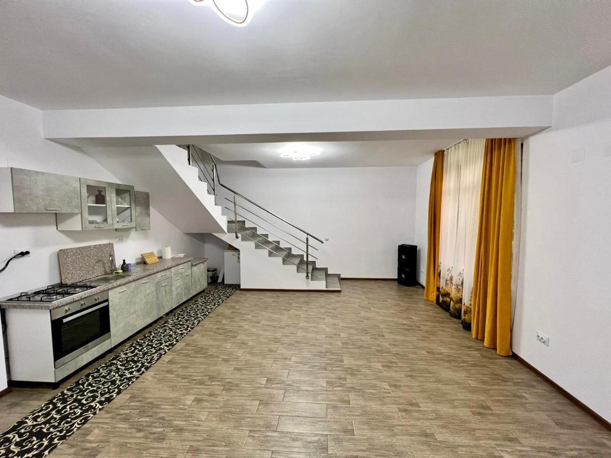 הוילה נהויו Casa Camelia מראה חיצוני תמונה
